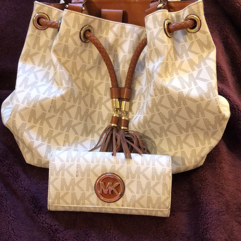 Michael Kors purse & wallet